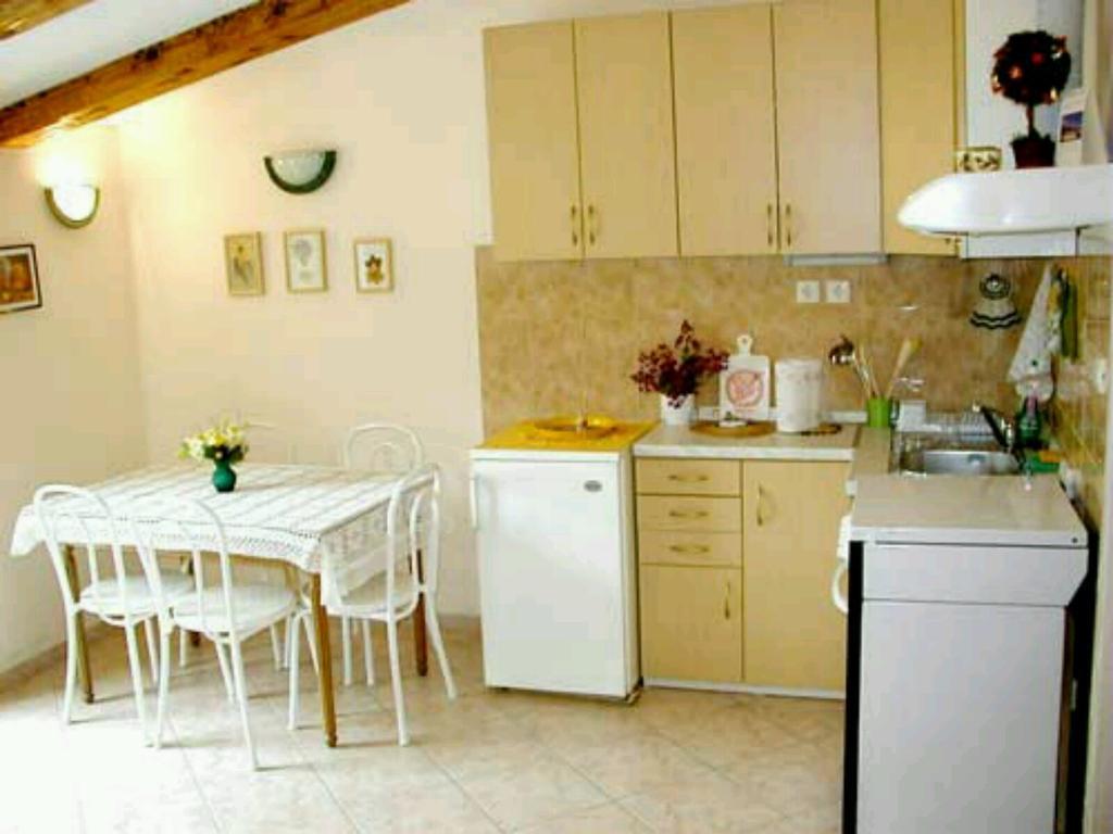 Apartment Dimitrijevic Makarska Rom bilde